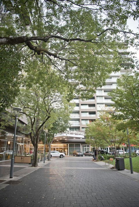 Luxury City Apt With Pool, Gym, Spa, Netflix - Accommodation Port Hedland 26