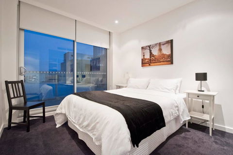 Luxury City Apt With Pool, Gym, Spa, Netflix - Accommodation Port Hedland 2