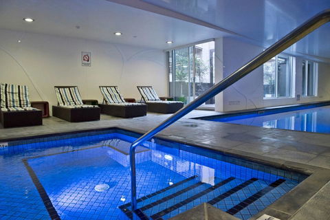 Luxury City Apt With Pool, Gym, Spa, Netflix - Accommodation Port Hedland 17
