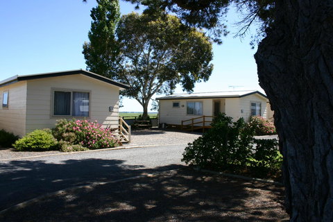 Millicent Hillview Caravan Park - Accommodation Port Hedland 0