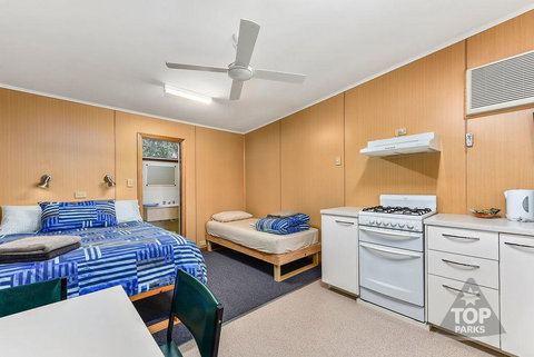 Millicent Hillview Caravan Park - Accommodation Port Hedland 11