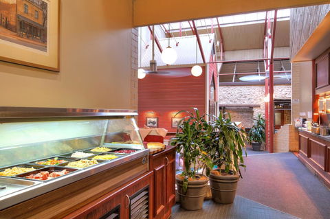 Victoria Hotel Strathalbyn - Accommodation Port Hedland 4