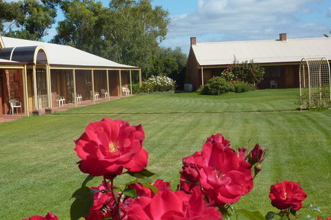 Coonawarra Place Motor Inn - Accommodation Port Hedland 0