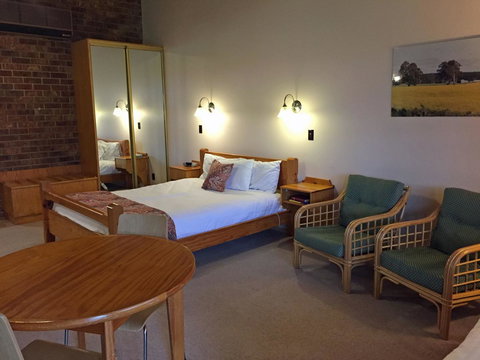 Coonawarra Place Motor Inn - Accommodation Port Hedland 27