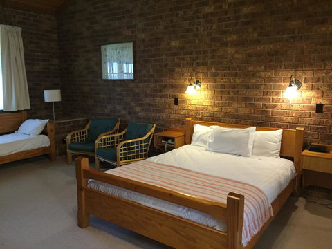 Coonawarra Place Motor Inn - Accommodation Port Hedland 8