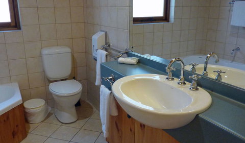 Coonawarra Place Motor Inn - Accommodation Port Hedland 18