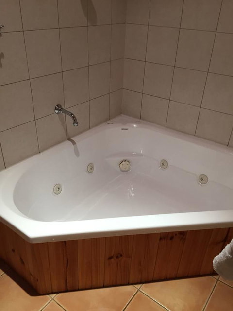 Coonawarra Place Motor Inn - Accommodation Port Hedland 15