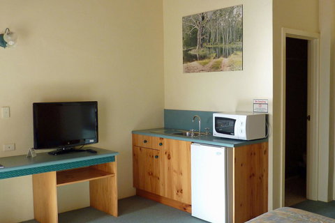 Coonawarra Place Motor Inn - Accommodation Port Hedland 16