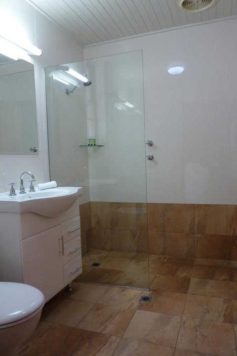 Coonawarra Place Motor Inn - Accommodation Port Hedland 13