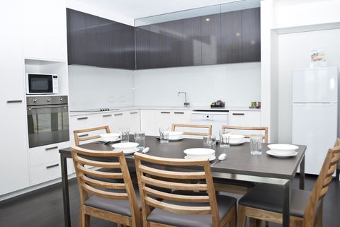 Mawson Lakes Hotel - Accommodation Port Hedland 9