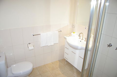 Mawson Lakes Hotel - Accommodation Port Hedland 28