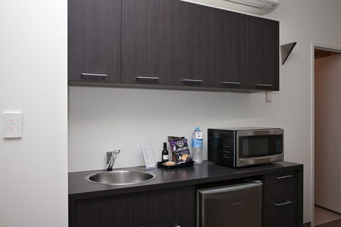 Mawson Lakes Hotel - Accommodation Port Hedland 33