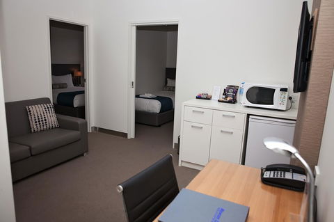 Mawson Lakes Hotel - Accommodation Port Hedland 39