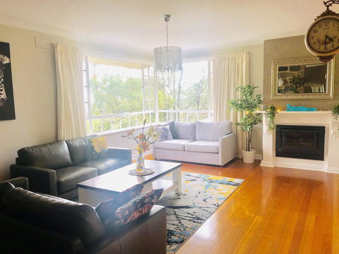 Stunning House With Beautiful Entertainment Area!! - Accommodation Port Hedland 1