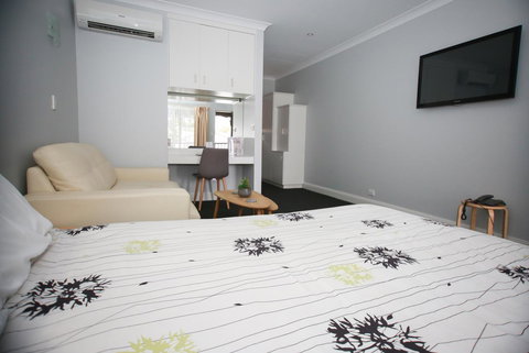 St Francis Winery - Accommodation Port Hedland 4