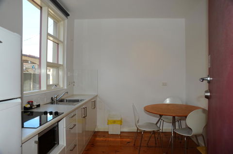 Glenelg Holiday Apartments-Ellis - Accommodation Port Hedland 4