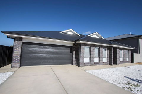 Serene Shores - Accommodation Port Hedland 0