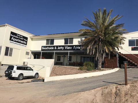 Beachside & Jetty View Apartment 6 - Captain\'s Apt - Accommodation Port Hedland 11