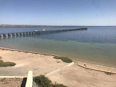 Beachside & Jetty View Apartment 6 - Captain\'s Apt - Accommodation Port Hedland 2