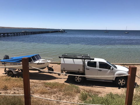 Beachside & Jetty View Apartment 6 - Captain\'s Apt - Accommodation Port Hedland 9