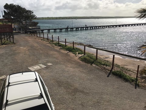Beachside & Jetty View Apartment 6 - Captain\'s Apt - Accommodation Port Hedland 14