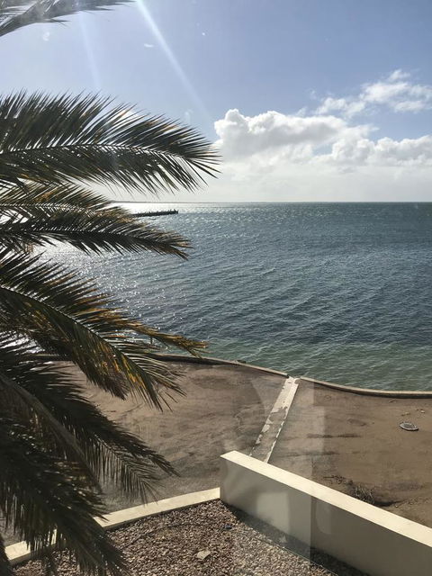 Beachside & Jetty View Apartment 6 - Captain\'s Apt - Accommodation Port Hedland 18