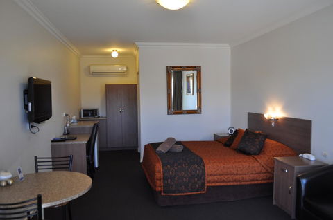 Augusta Courtyard Motel - Accommodation Port Hedland 0