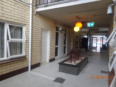 Adelaide Backpackers And Travellers Inn - Accommodation Port Hedland 17