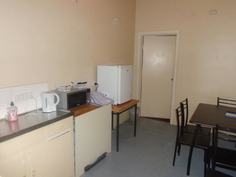 Adelaide Backpackers And Travellers Inn - Accommodation Port Hedland 38