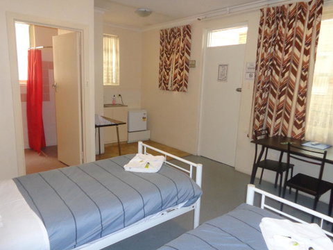 Adelaide Backpackers And Travellers Inn - Accommodation Port Hedland 27