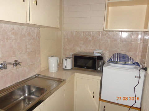 Adelaide Backpackers And Travellers Inn - Accommodation Port Hedland 26