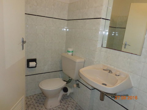 Adelaide Backpackers And Travellers Inn - Accommodation Port Hedland 32