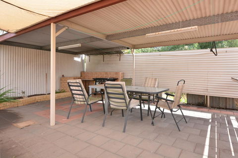 Motel Poinsettia - Accommodation Port Hedland 12