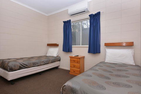 Motel Poinsettia - Accommodation Port Hedland 16