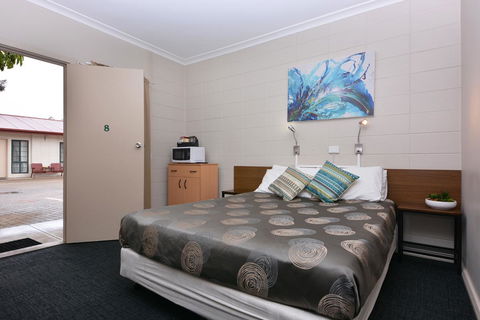 Motel Poinsettia - Accommodation Port Hedland 25
