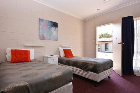 Motel Poinsettia - Accommodation Port Hedland 30