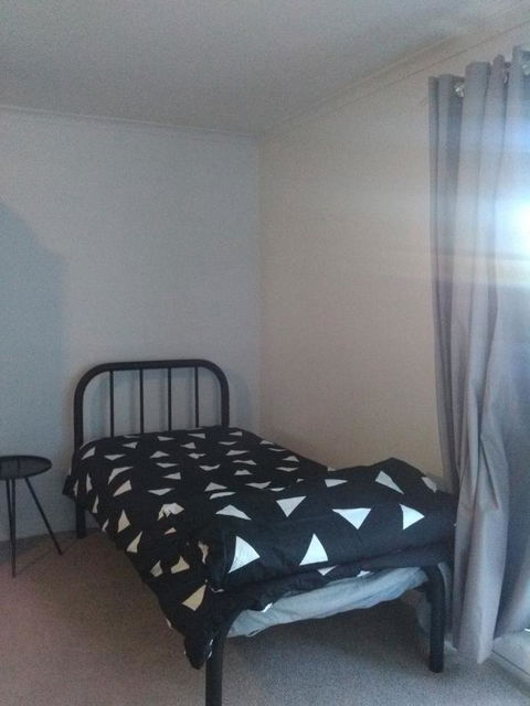 Hilltop Escape - Accommodation Port Hedland 13