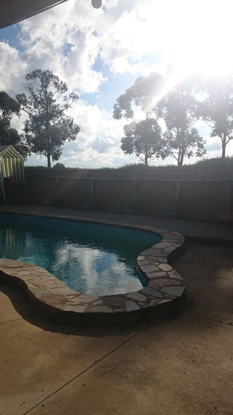 Hilltop Escape - Accommodation Port Hedland 22
