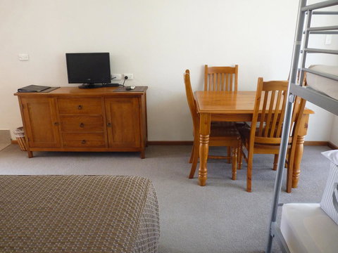 Coonawarra Motor Lodge - Accommodation Port Hedland 12