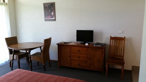 Coonawarra Motor Lodge - Accommodation Port Hedland 13