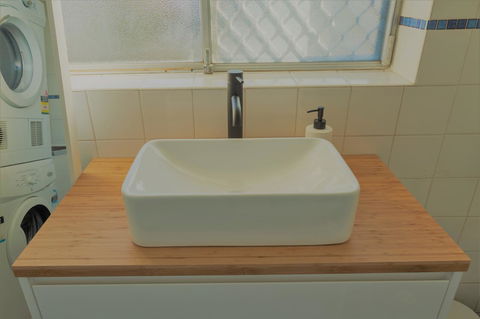 Henley Beach South, Amazing Views, Huge Private Balcony! - Accommodation Port Hedland 17