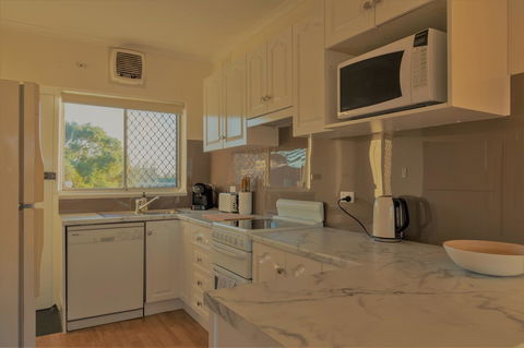 Henley Beach South, Amazing Views, Huge Private Balcony! - Accommodation Port Hedland 12