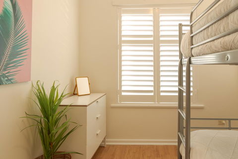 Henley Beach South, Amazing Views, Huge Private Balcony! - Accommodation Port Hedland 7