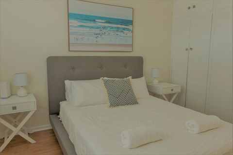 Henley Beach South, Amazing Views, Huge Private Balcony! - Accommodation Port Hedland 11