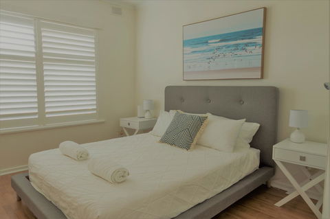 Henley Beach South, Amazing Views, Huge Private Balcony! - Accommodation Port Hedland 1
