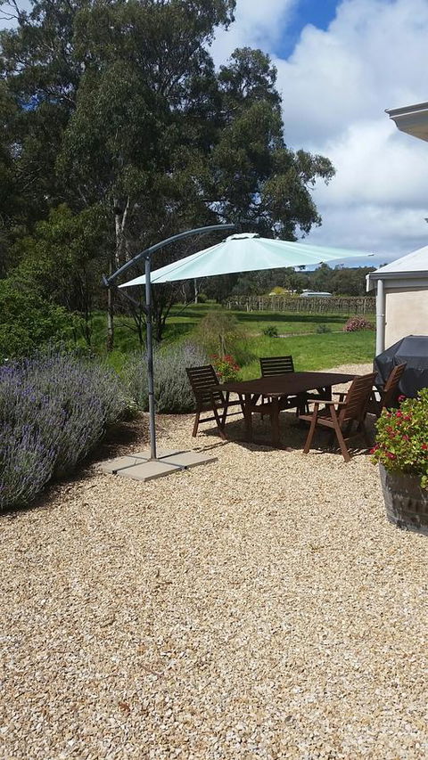 Peppermint Farm Cottage - Accommodation Port Hedland 0