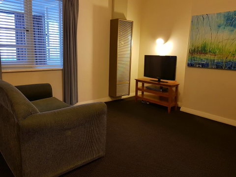 Greenways Apartments - Accommodation Port Hedland 18