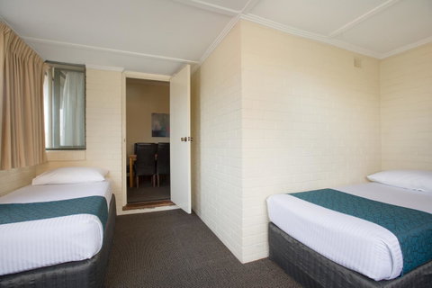 Greenways Apartments - Accommodation Port Hedland 8