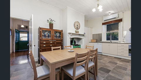 Treasured Memories Cottage - Accommodation Port Hedland 9