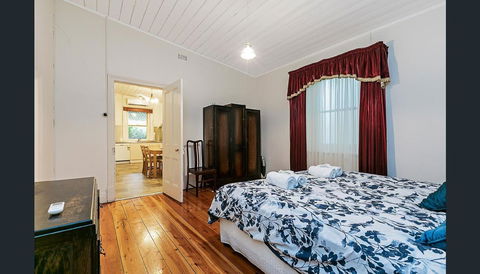 Treasured Memories Cottage - Accommodation Port Hedland 11